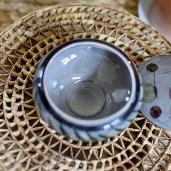 Tonala Mexico Vintage Pottery Trinket Box, Hand-painted - Picture 7 of 10